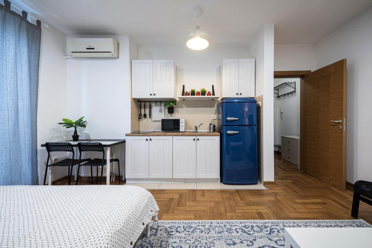 !Promo! Сentral Safe N Sound Studio-Free Private Parking-Fast Wi-Fi Novi Sad Eksteriør bilde